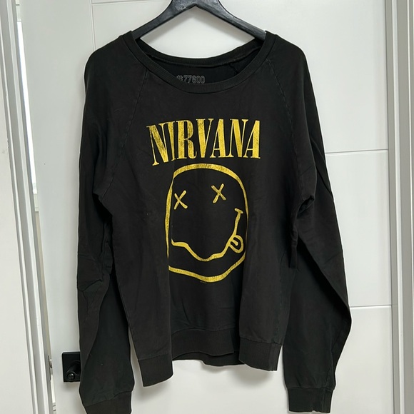 Nirvana Sweater - Picture 1 of 5